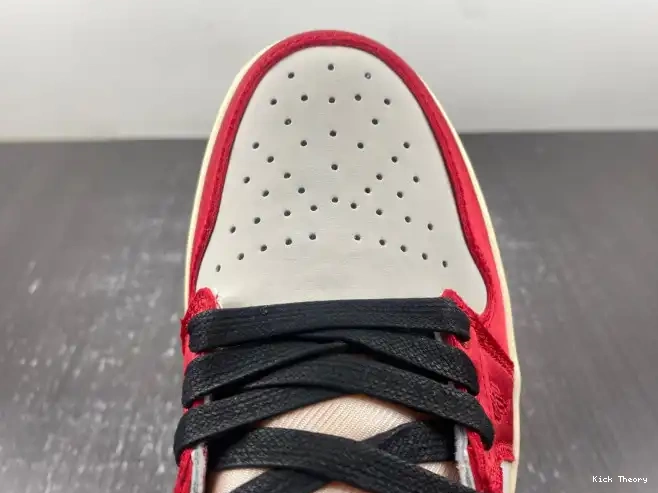 Kicktheory OG Room Home Jordan Trophy FN0432-017 x 1 Low Air 0611